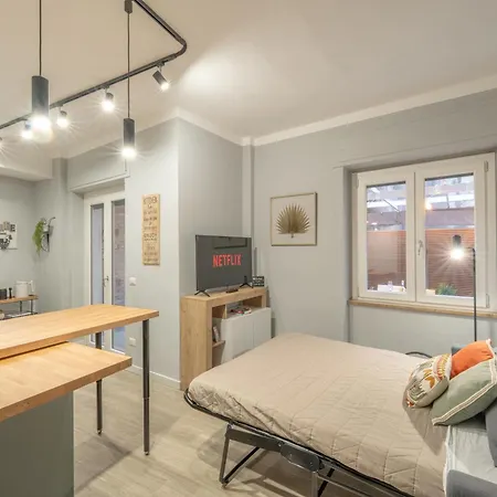 Mari Flat - Metro Pincetto - Italywego Apartmán