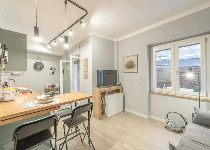 Mari Flat - Metro Pincetto - Italywego Apartment